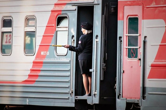 Проводник пассажирских вагонов СССР
