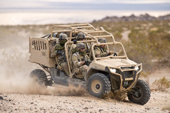 Polaris Dagor военный внедорожник