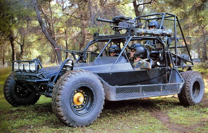 Polaris багги армейский