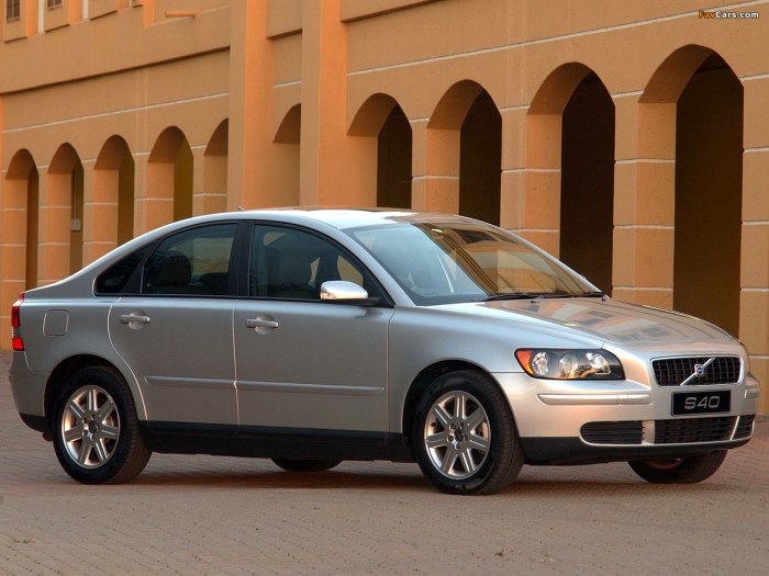 Вольво s40 2004