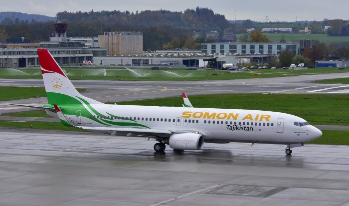 Боинг 737 сомон Эйр