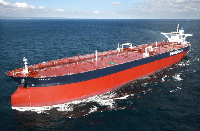 VLCC танкер
