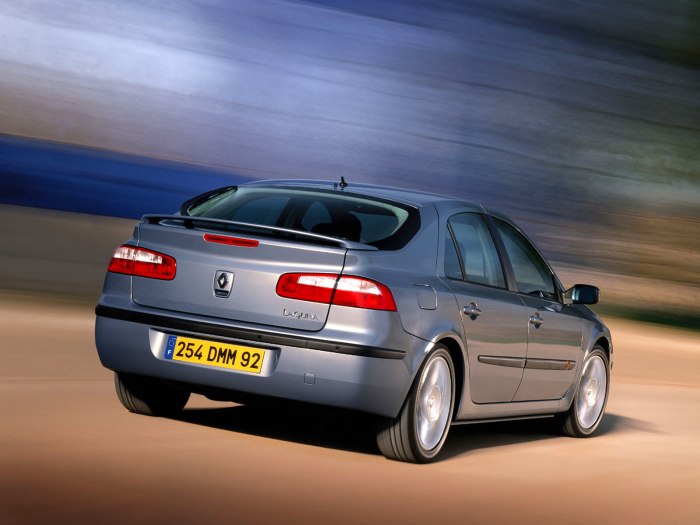 Renault Laguna 2002 хэтчбек