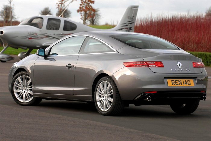Renault Laguna купе