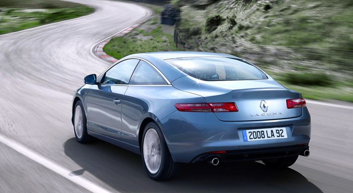 Renault Laguna Coupe 2015