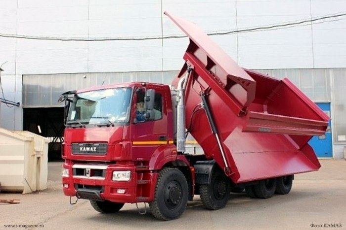 Самосвал КАМАЗ 65801-001-68