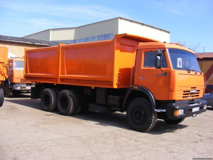 КАМАЗ 65111 самосвал сельхозник