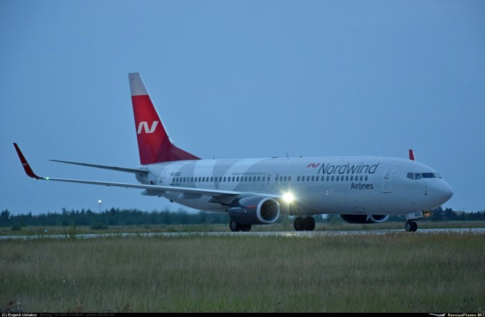 Самолёт Boeing 737-800 Nordwind