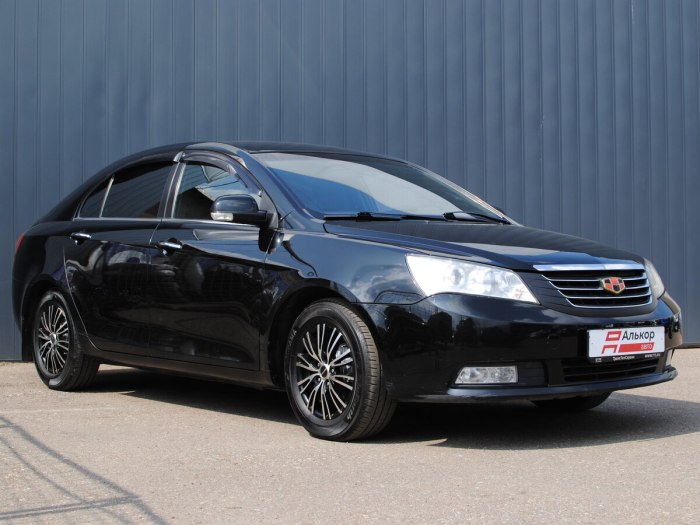 Машина Geely Emgrand ec7