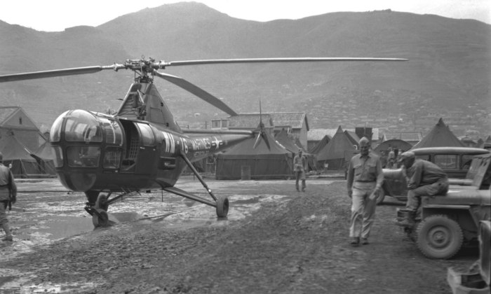 Вертолёт Сикорского r-4