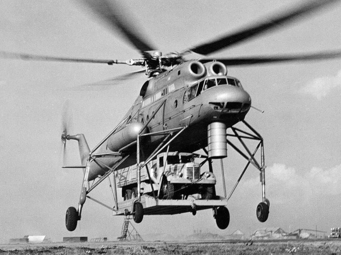 Транспортный вертолет ми-10к