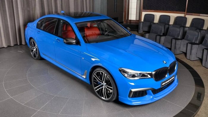 БМВ м760 li