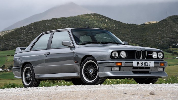 BMW e30 325is