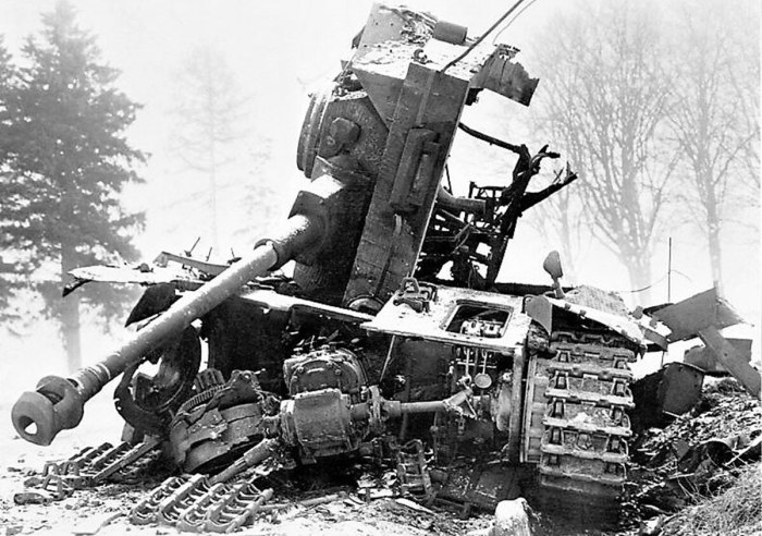 Арденны Бельгия 1944