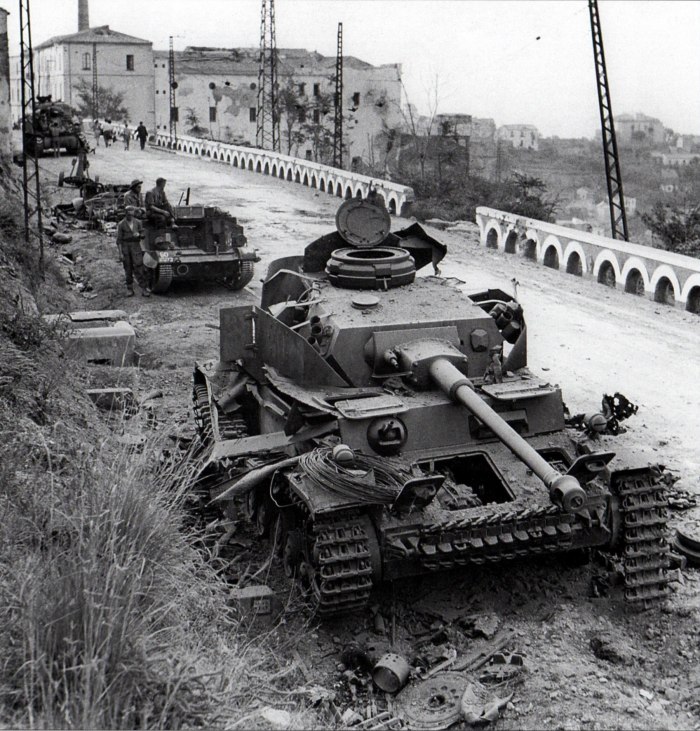 Танк PZ-IV 1943