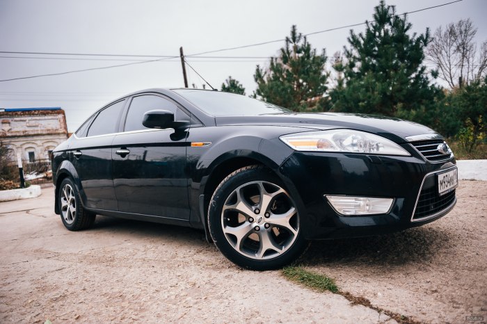 Ford Mondeo 3 черный r17