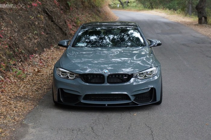 BMW m4 серая