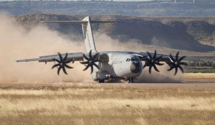 A400m самолет