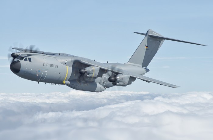 Самолет Airbus а 400