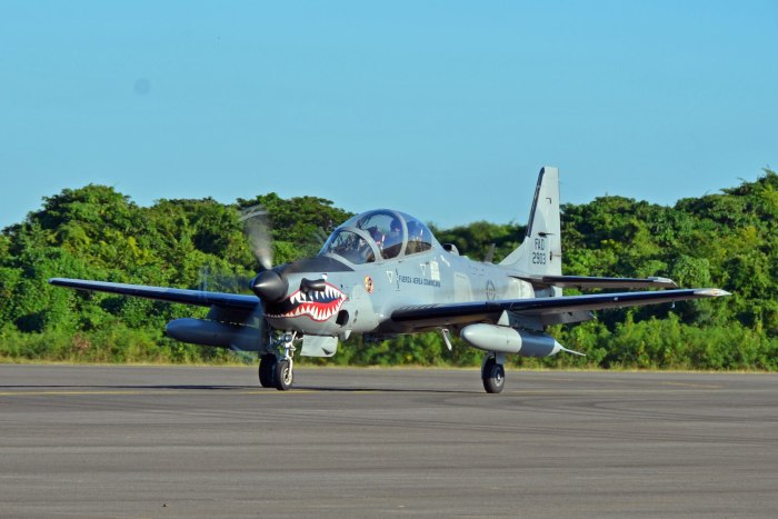 Турбовинтовой Штурмовик Embraer EMB-314 super Tucano