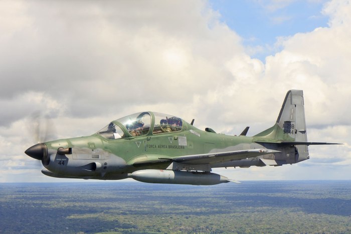 Штурмовики EMB 314 super Tucano