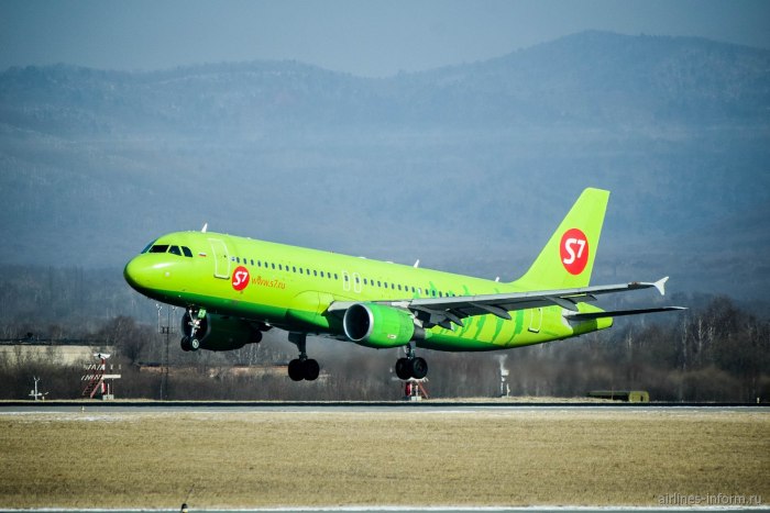Самолет эссевен 7