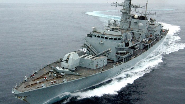 Британский военный корабль