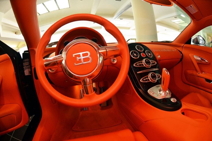 Bugatti Veyron салон