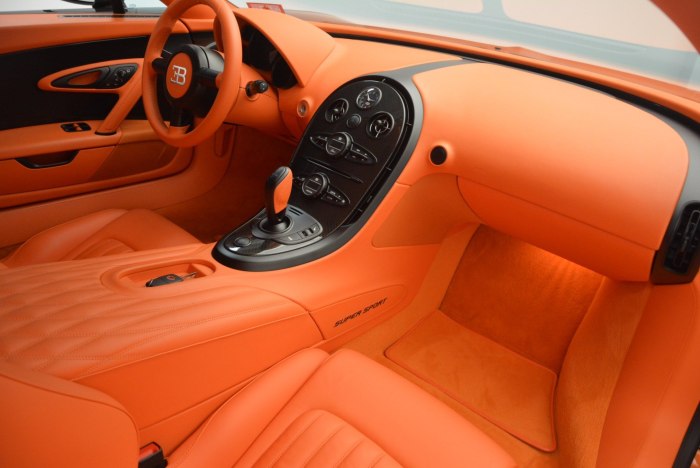 Bugatti Veyron салон