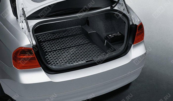 Коврик багажника BMW e90
