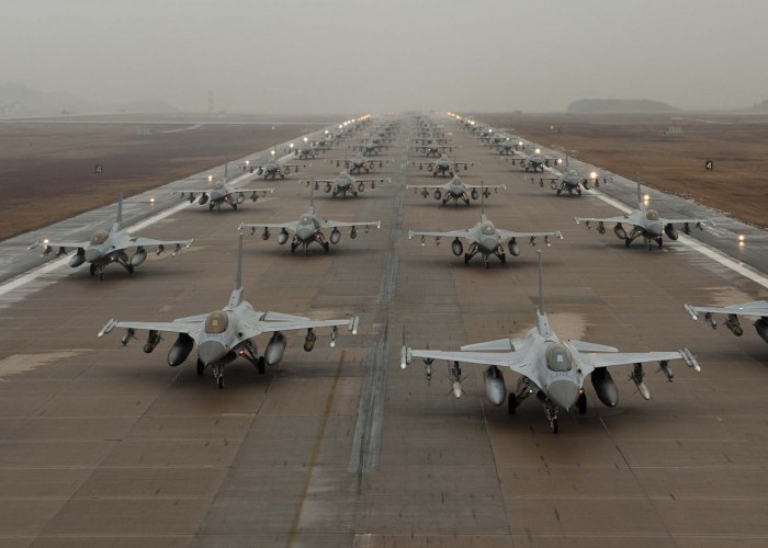 F-16 армии США