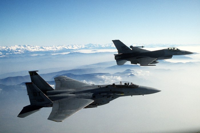 F 15 истребитель