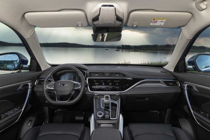 Geely Atlas Pro