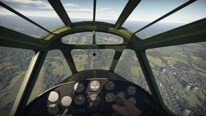 Пилот в кабине War Thunder