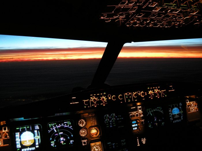 Боинг 777 кабина пилота