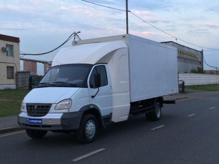 ГАЗ Валдай со спальником