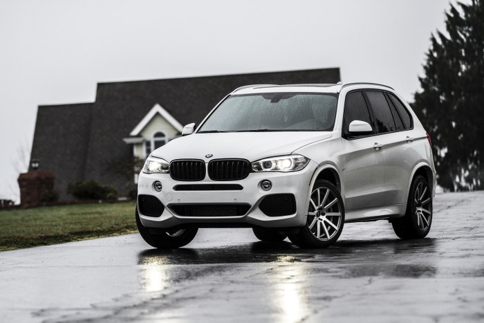 BMW x5 белая