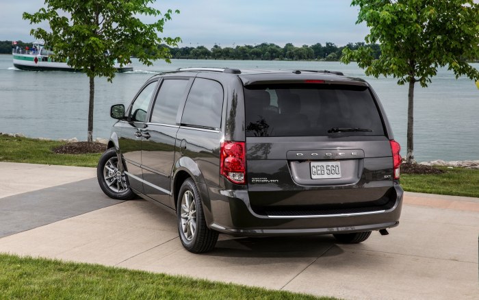 Dodge Caravan 2015