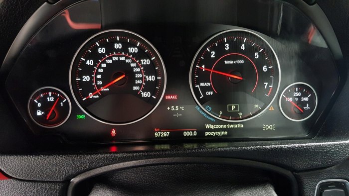 BMW 3 f30 приборная панель