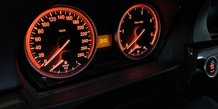 E90 приборка High