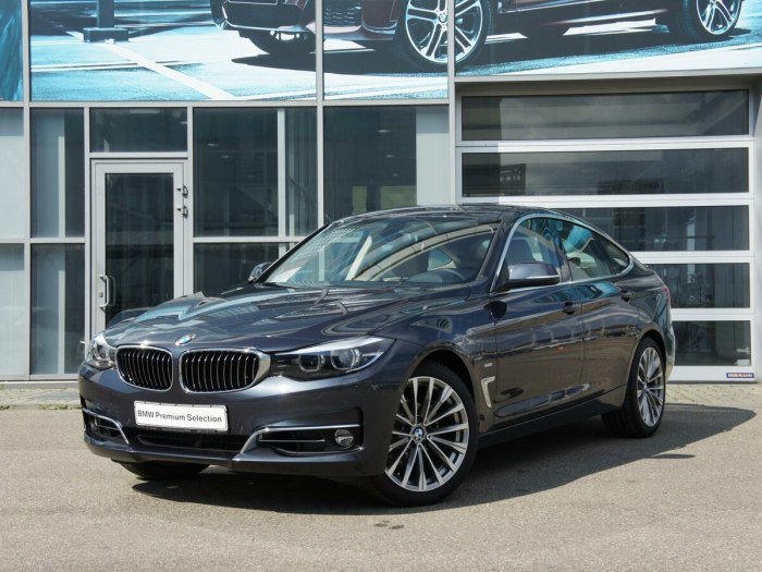 БМВ 320 I XDRIVE