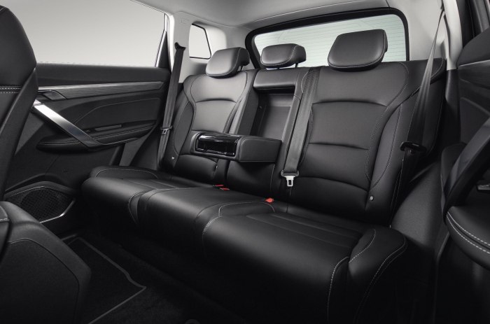 Geely Atlas 2021