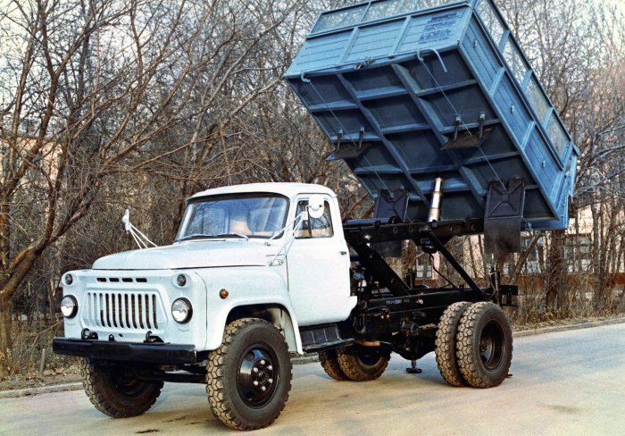 ГАЗ САЗ 3502 самосвал