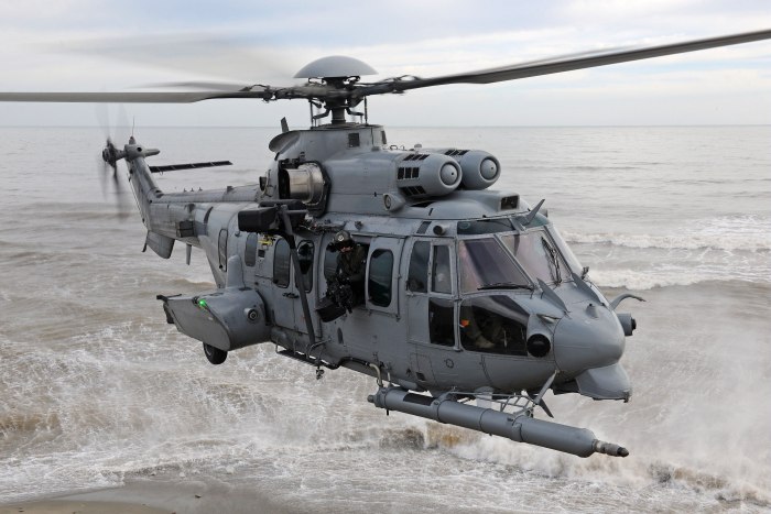 Вертолет Airbus h225 super Puma
