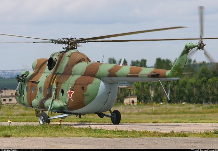 Ми-8 вертолёт