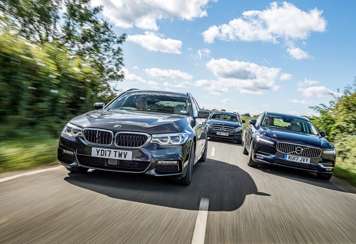 BMW 5 Series vs Mercedes
