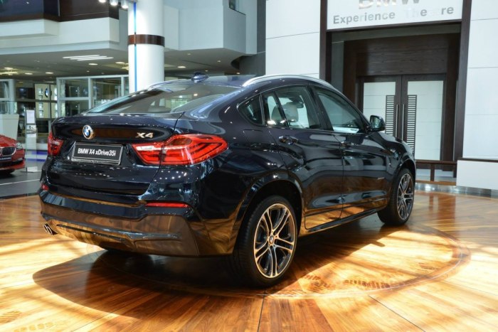 BMW x4 m черный