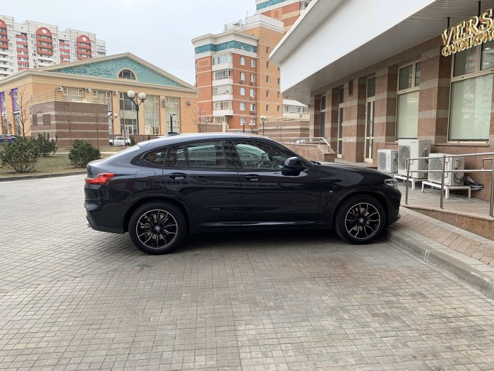 BMW x4 g02 черная drive2