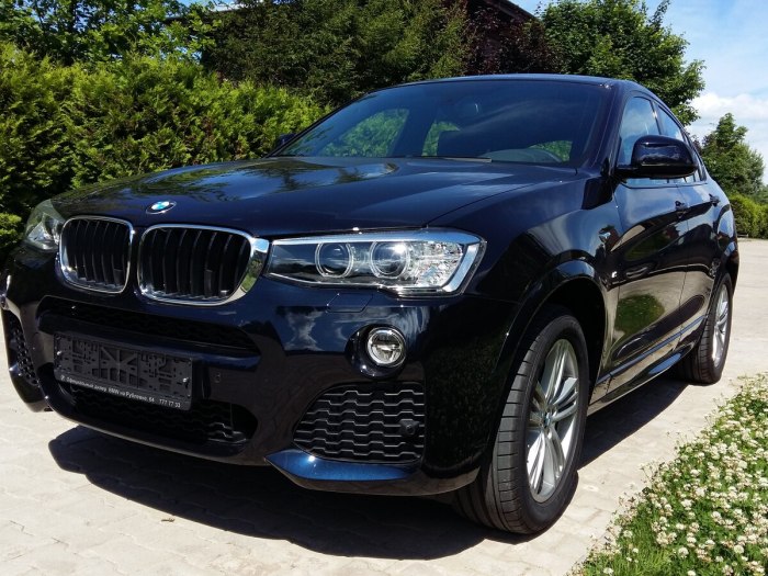 BMW x7 черный карбон