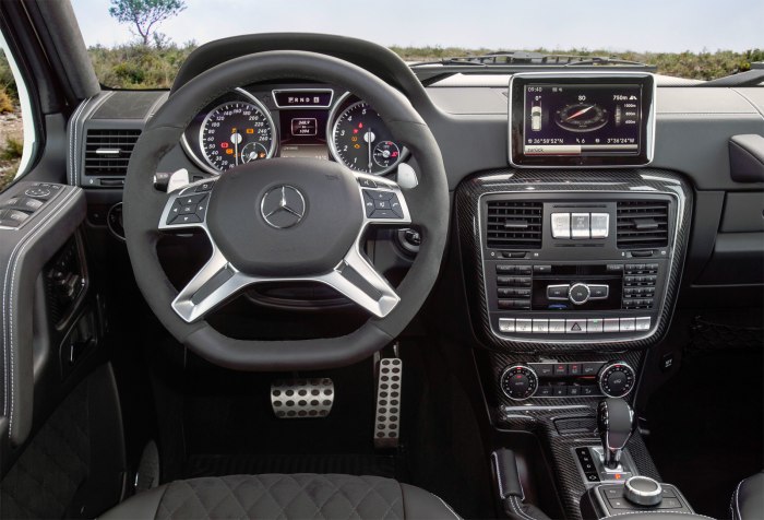 Mercedes-Benz g500 w463